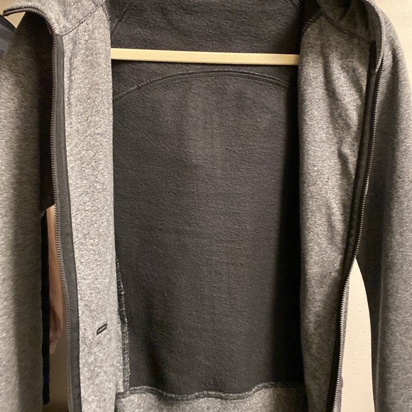 Lululemon Scuba Hoodie - Picture 6 of 8